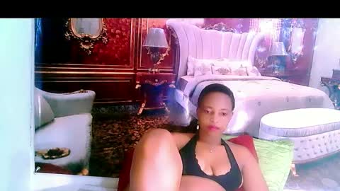 Snapshot of ebonyseductionz chatting on January 2025 09:40:01 PM Zammy online show from January 2025 09:40:01 PM