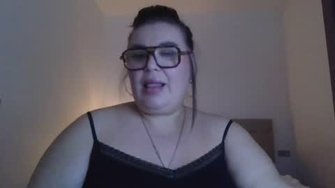 echo_dust online show from May 2026 04:39:01 PM