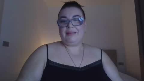 echo_dust online show from May 2026 04:04:02 PM