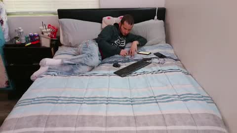 Snapshot of eclipticice94 chatting on December 2025 11:32:01 PM eclipticice94 online show from December 2025 11:32:01 PM