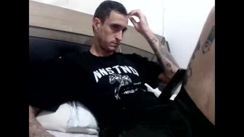 Snapshot of ed_big_cock chatting on January 2026 06:44:02 PM Edd Gallego online show from January 2026 06:44:02 PM