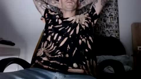 Snapshot of ed_big_cock chatting on February 2026 04:08:02 AM Edd Gallego online show from February 2026 04:08:02 AM