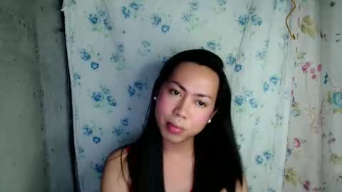 eddfox001 online show from May 2026 01:18:01 PM