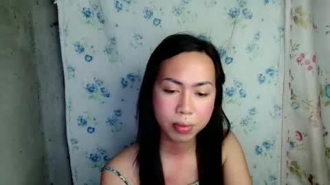 eddfox001 online show from May 2026 01:40:01 PM
