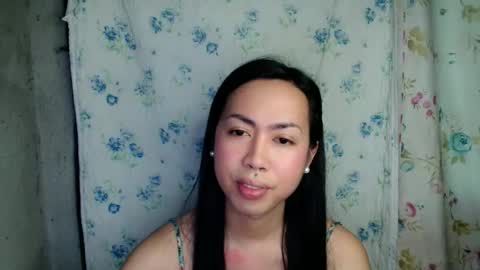 eddfox001 online show from May 2026 07:59:01 AM