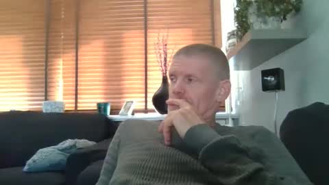 eddie4767 online show from November 2025 10:13:02 AM