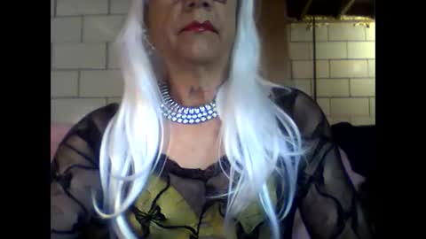 Snapshot of eddie595959 chatting on January 2025 11:05:01 AM eddie595959 online show from January 2025 11:05:01 AM