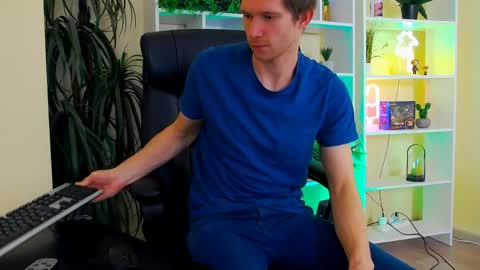 eddie_baker online show from April 2026 07:28:01 AM