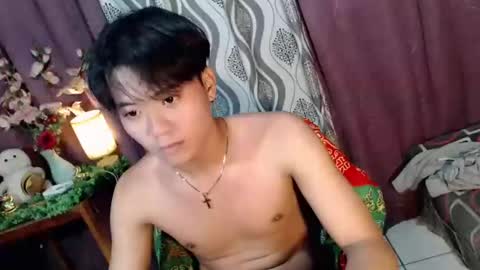 Snapshot of edelcum_xx chatting on March 2025 06:11:01 PM edelcum_xx online show from March 2025 06:11:01 PM