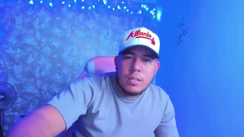 Snapshot of edgarpinto302 chatting on February 2026 04:55:02 AM edgarsexxx online show from February 2026 04:55:02 AM