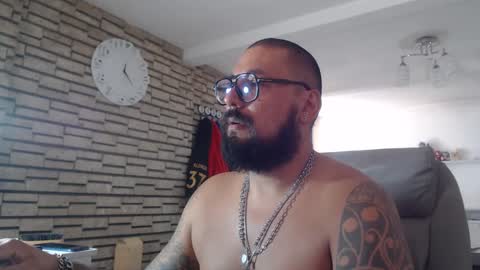 edgarram83 online show from September 2025 06:21:01 PM