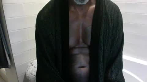 Snapshot of edgingdaddy chatting on May 2026 04:18:02 AM Dad online show from May 2026 04:18:02 AM