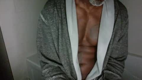 Snapshot of edgingdaddy chatting on May 2026 11:05:01 AM Dad online show from May 2026 11:05:01 AM