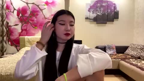 Eri online show from March 2026 06:37:01 PM