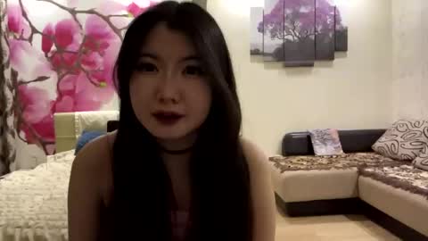 Eri online show from April 2026 07:01:01 PM