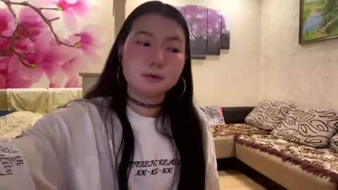 Eri online show from April 2026 09:09:02 PM