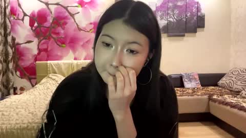 Eri online show from April 2026 09:32:02 PM