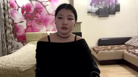 Eri online show from May 2026 06:24:02 PM