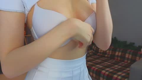 Snapshot of edithbrucker chatting on January 2025 06:25:01 AM Im Sally Im new here lets meet online show from January 2025 06:25:01 AM