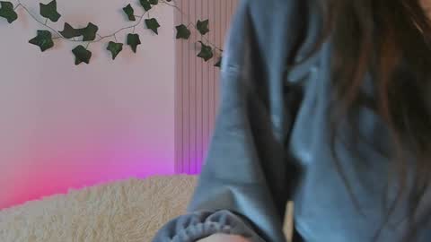 Lisa  online show from January 2025 11:11:01 PM