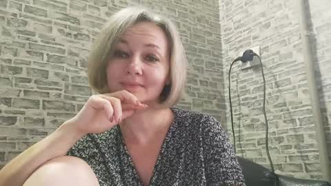 Snapshot of edithmanning chatting on December 2024 06:24:02 AM edithmanning online show from December 2024 06:24:02 AM