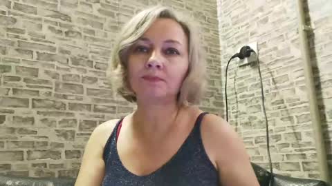 Snapshot of edithmanning chatting on December 2024 10:55:02 AM edithmanning online show from December 2024 10:55:02 AM