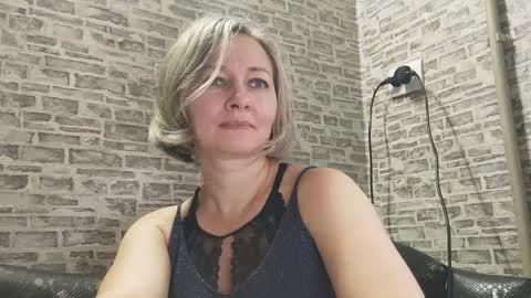 Snapshot of edithmanning chatting on December 2024 08:07:02 AM edithmanning online show from December 2024 08:07:02 AM