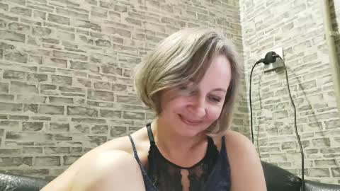 Snapshot of edithmanning chatting on December 2024 11:11:02 AM edithmanning online show from December 2024 11:11:02 AM