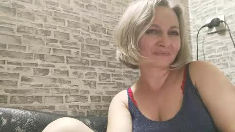 Snapshot of edithmanning chatting on February 2025 04:31:01 PM edithmanning online show from February 2025 04:31:01 PM