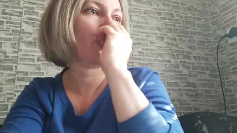 Snapshot of edithmanning chatting on February 2025 06:44:02 AM edithmanning online show from February 2025 06:44:02 AM