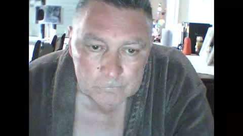 Snapshot of edje59a chatting on May 2026 06:32:01 AM Eddy online show from May 2026 06:32:01 AM