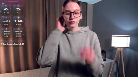 Snapshot of edlacarleton chatting on January 2026 01:10:02 AM Nikki online show from January 2026 01:10:02 AM