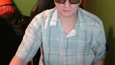 edwardaims_2please online show from March 2026 01:55:01 AM