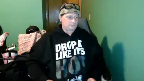 edwardaims_2please online show from July 2026 02:50:01 AM