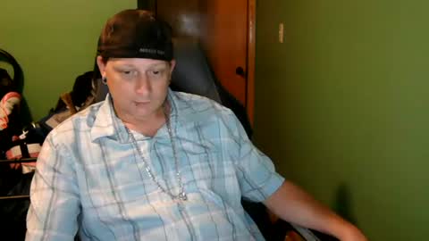 edwardaims_2please online show from July 2026 01:45:02 AM
