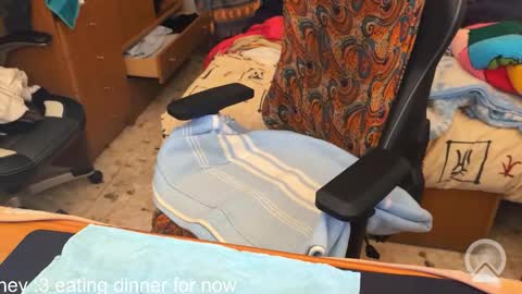 Snapshot of edwarh_01 chatting on February 2026 12:42:02 AM Alex online show from February 2026 12:42:02 AM