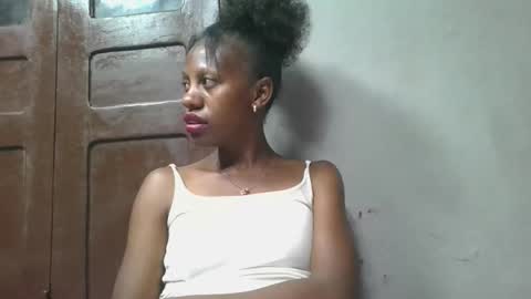 edwige770943 online show from May 2026 04:13:02 PM