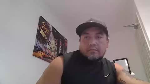 Snapshot of edwill13 chatting on January 2026 10:37:02 PM EdM online show from January 2026 10:37:02 PM