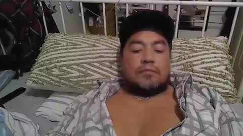 Snapshot of edwill13 chatting on January 2026 10:25:02 PM EdM online show from January 2026 10:25:02 PM