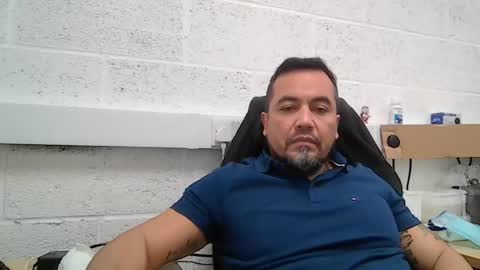 Snapshot of edwill13 chatting on February 2026 09:43:01 AM EdM online show from February 2026 09:43:01 AM