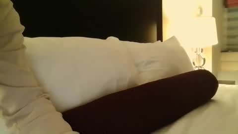 eesmalll online show from January 2025 04:29:01 AM