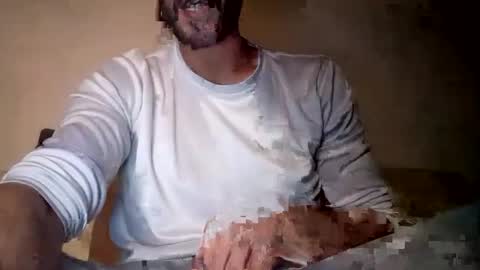 Snapshot of efdan chatting on February 2025 10:25:01 PM Dan online show from February 2025 10:25:01 PM