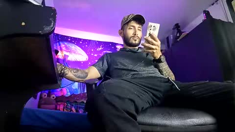 Snapshot of efectotrip chatting on April 2026 04:39:01 AM efectotrip online show from April 2026 04:39:01 AM