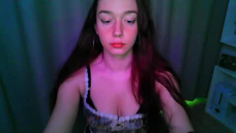 effie_balconii online show from November 2025 12:27:02 PM