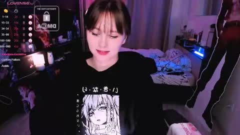 Snapshot of effie_lee chatting on November 2025 12:49:02 PM Effie online show from November 2025 12:49:02 PM