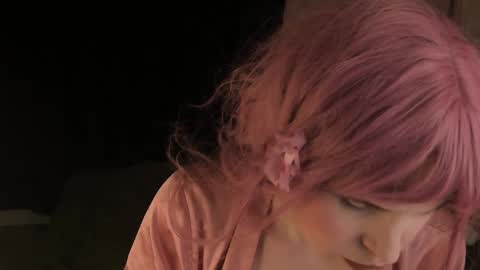 Effie Mur online show from December 2024 03:03:01 PM