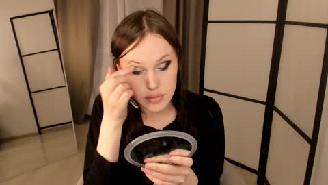 Effie Mur online show from February 2026 09:05:02 PM