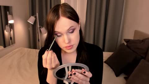 Effie Mur online show from March 2026 09:33:01 PM