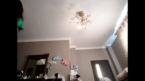 Effy online show from February 2025 09:00:02 AM