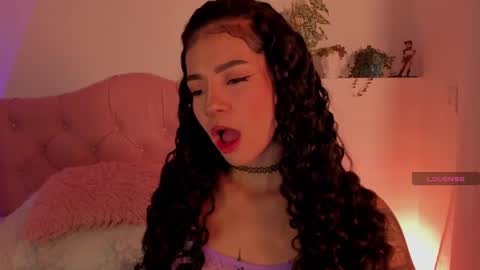 Snapshot of effy_cb chatting on February 2025 09:26:02 AM effy online show from February 2025 09:26:02 AM